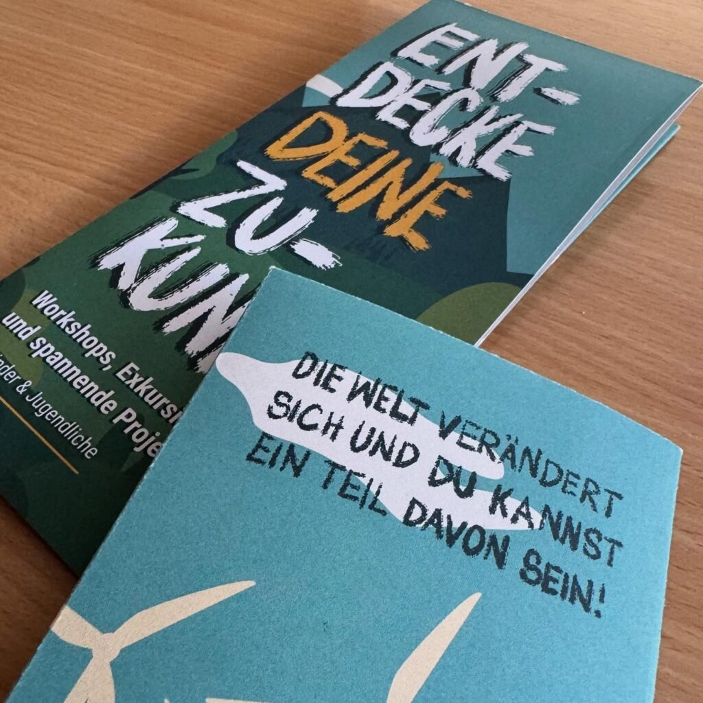 Instagram post from refyne.design. This post is in position 2.